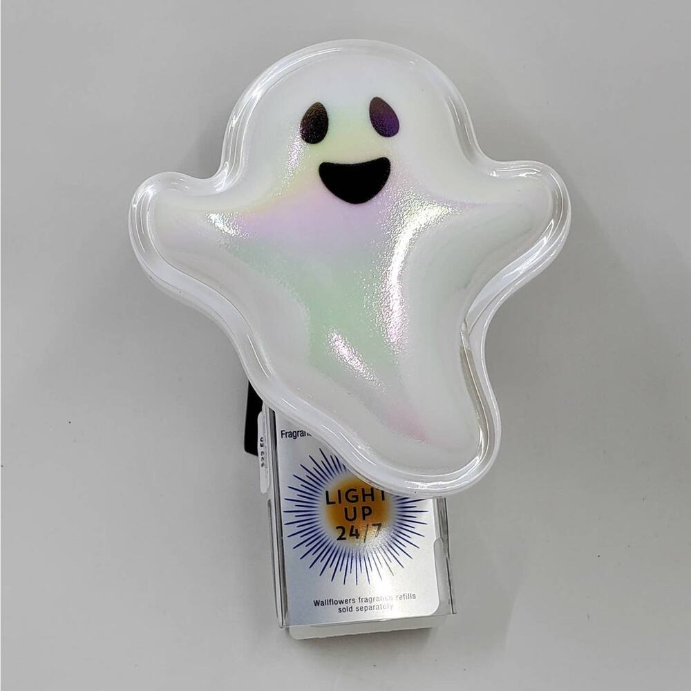 Bath and Body Works Iridescent 2021 Glow in the Dark Ghost Light Up Wallflower